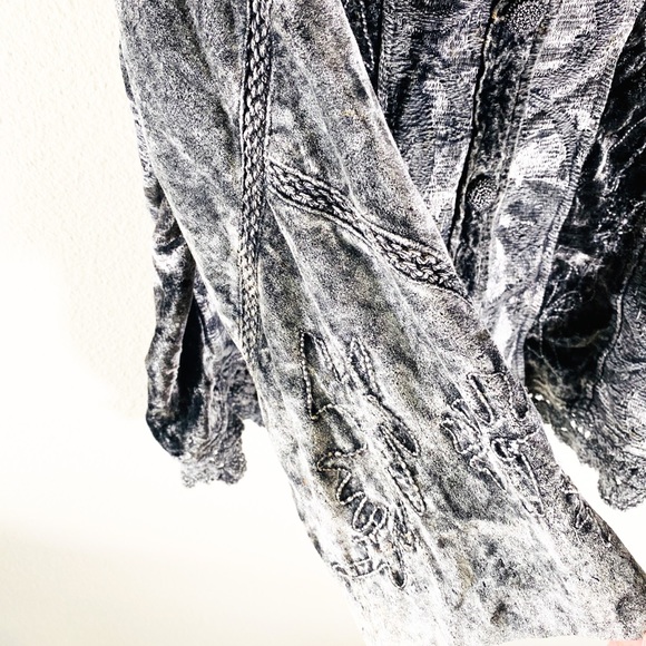 Vintage silver velvet flashback jacket - Picture 8 of 10